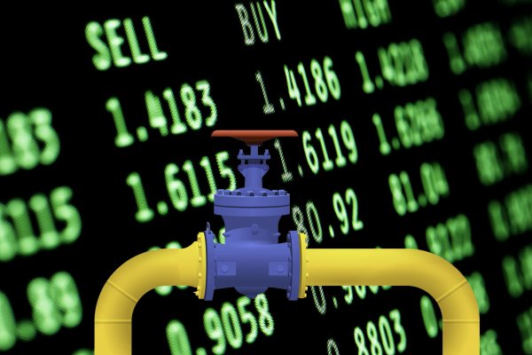 Łazor: infrastruktura handlowa konieczna do budowy gazowego hubu w Polsce