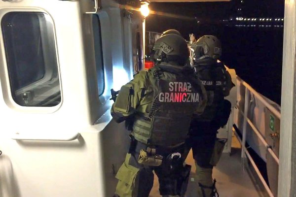 Komunikat MSWiA ws. działań Straży Granicznej na statku aktywistów Greenpeace