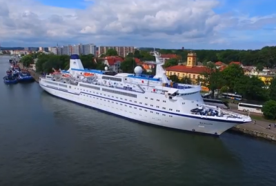 Pierwszy w tym roku wycieczkowiec zawinął do Świnoujścia