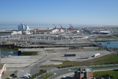 Wzmożone środki bezpieczeństwa w Calais