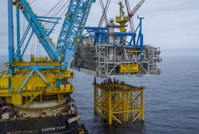 Zobacz montaż topsides platformy Ivar Aasen [VIDEO]