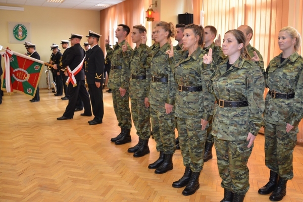 Nowi funkcjonariusze MOSG złożyli ślubowanie