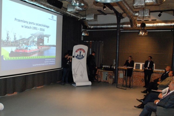 Rejon przeładunków masowych ma już 100 lat