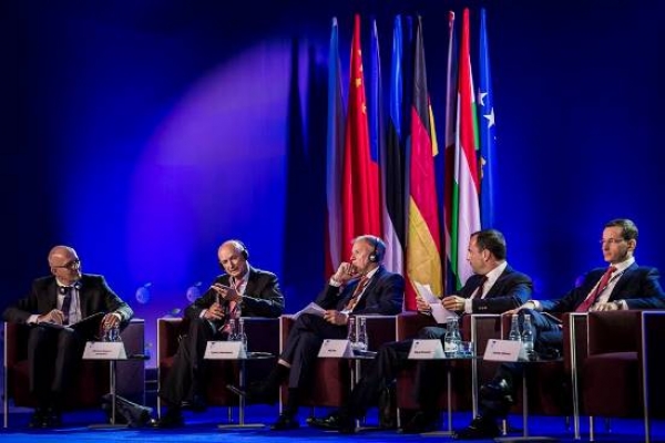 Ministerstwo Rozwoju podczas pierwszego dnia Forum Ekonomicznego w Krynicy