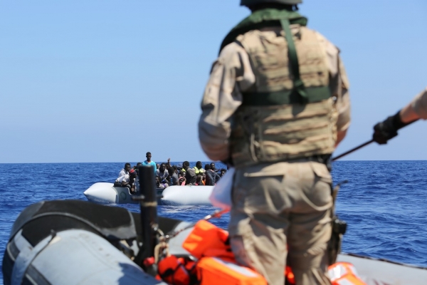 UE/ Wspólna straż graniczna i przybrzeżna zaczyna działać