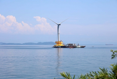 Japonia dołącza do wyścigu o rynek pływających farm wiatrowych