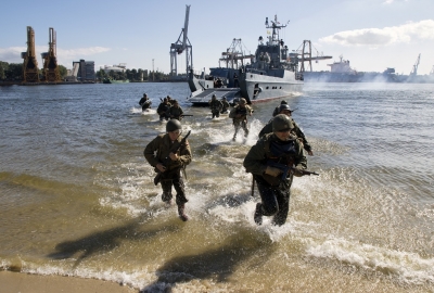 Rekonstrukcja desantu na świnoujskiej plaży