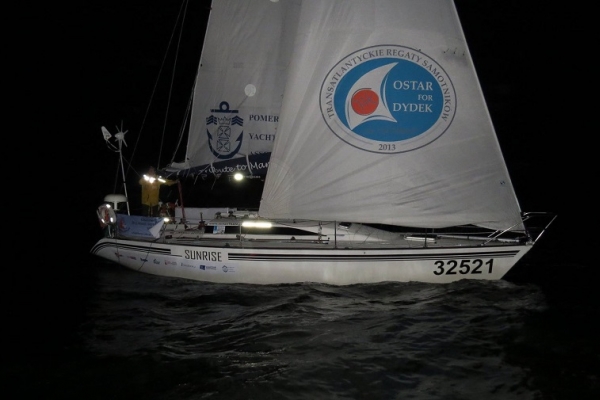 Aktualizacja: Na Bałtyku zatonął jacht, kapitan ewakuowany