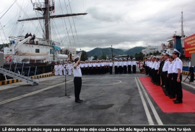 Le Quy Don dotarł do macierzystego portu