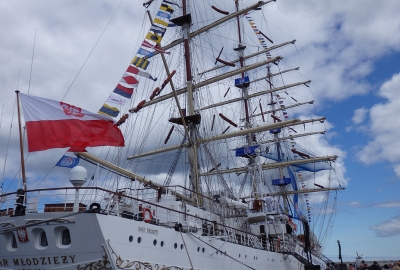 Slacklinerzy na Darze Młodzieży