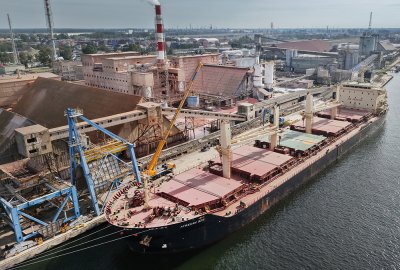 Ponad 6 mln ton ładunków więcej niż przed rokiem. Port Gdańsk bije rekor...