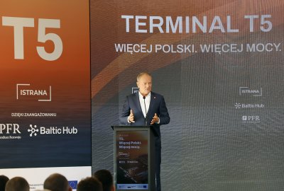 Premier: w pierwszej połowie przyszłego roku popłynie prąd z mfw Baltica...