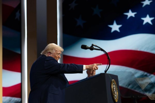 Trump zasugerował, że nazwie cieśninę Ormuz „cieśniną Trumpa”