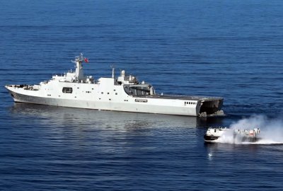 Chińskie manewry przeciw Filipinom na Morzu Południowochińskim