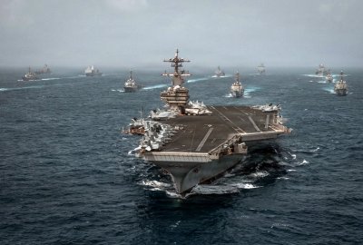 USA rozpoczęły kolejną serię uderzeń na Iran oraz blokadę morską 