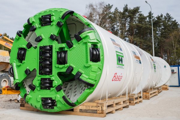 Wydrążono mikrotunel dla gazociągu pływającego terminala FSRU