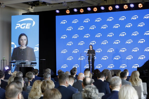 Zaktualizowana strategia PGE przewiduje 210 mld zł inwestycji do 2035 r. 