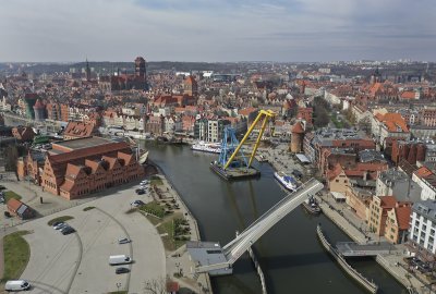 Gdańsk: Dodatkowe prace przy kładce nad Motławą