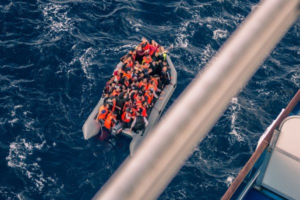W pobliżu Balearów hiszpańskie służby uratowały 34 migrantów