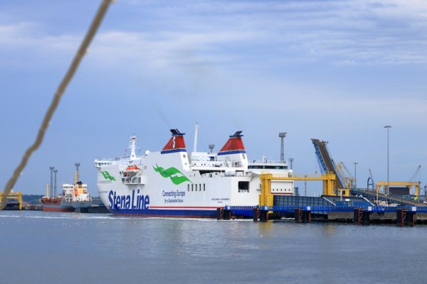 Wyciek substancji chemicznych na promie Stena Line w Rostocku