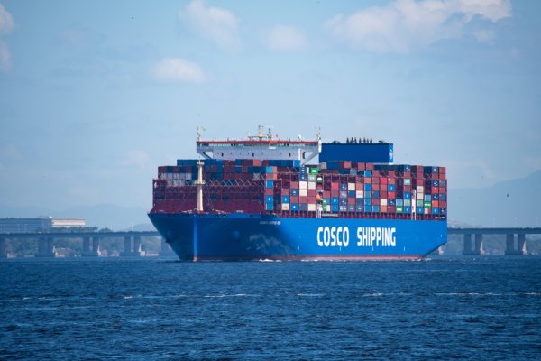 Reuters: Chiński gigant żeglugowy COSCO zbiera dane wywiadowcze dla wład...