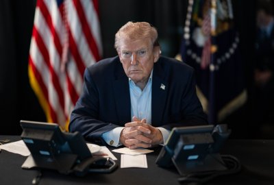 Trump: Jeśli Huti znów ostrzelają statki, odpowie za to też Iran
