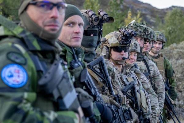 Żołnierze państw NATO szkolili się na Grenlandii